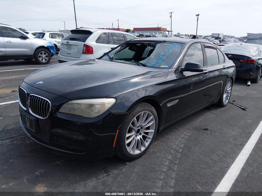 2013 BMW 740I auction photo 2