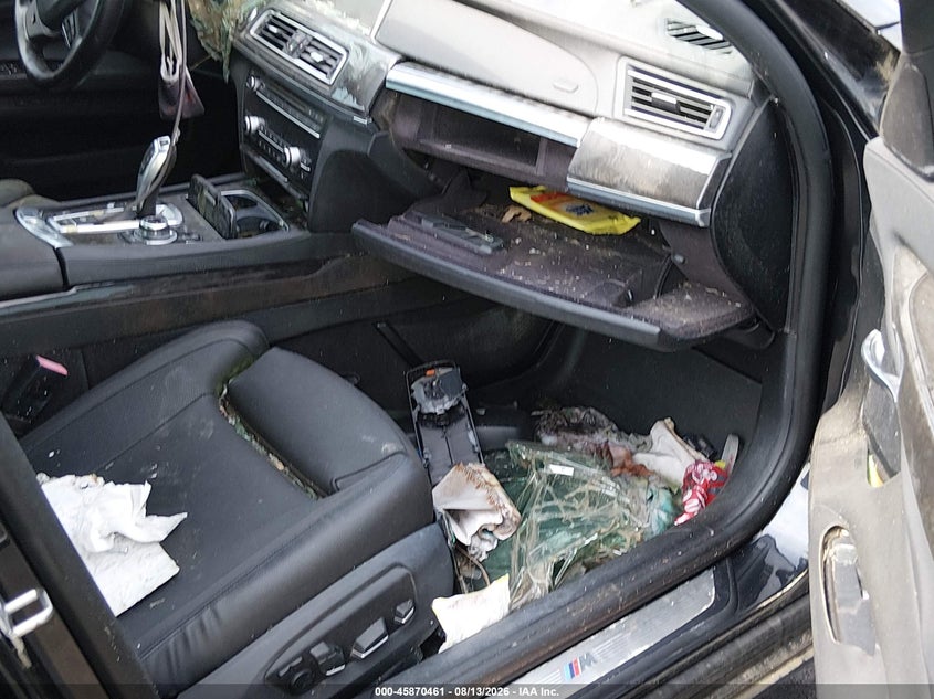 2013 BMW 740I auction photo 5