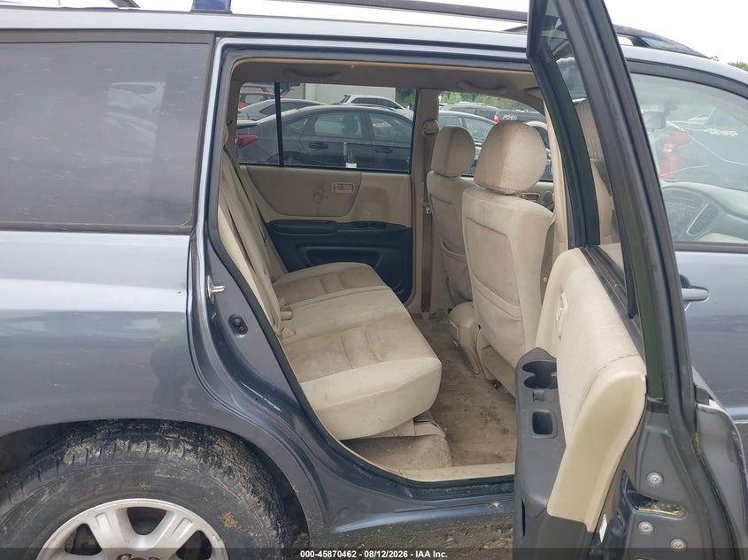 2003 TOYOTA HIGHLANDER auction photo 8