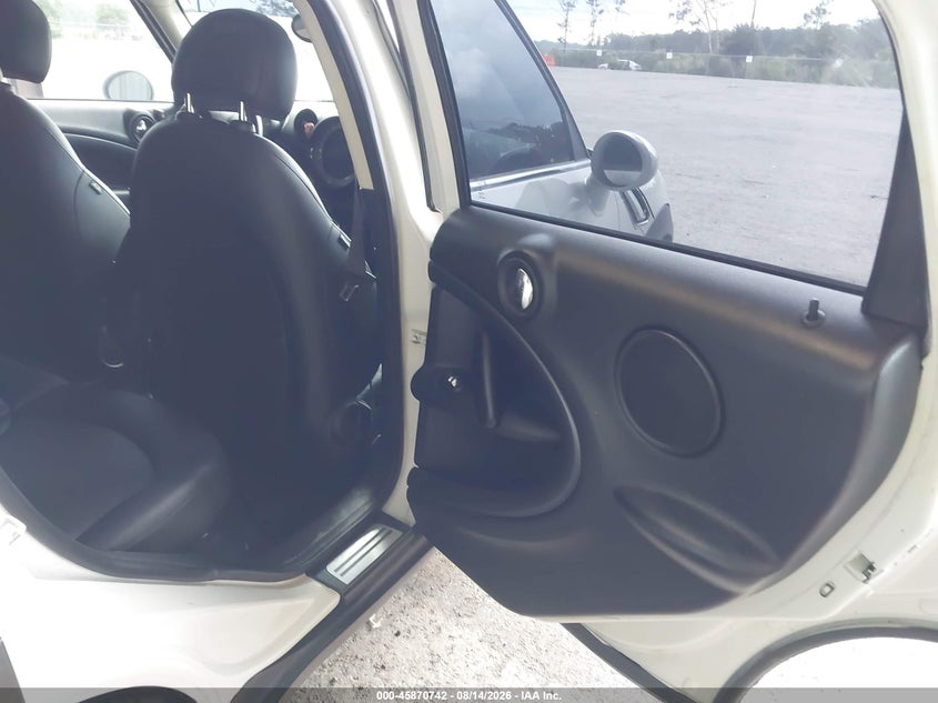 2015 MINI COUNTRYMAN auction photo 8