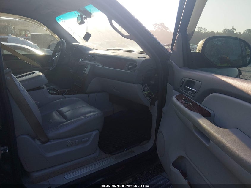2008 CHEVROLET TAHOE auction photo 5
