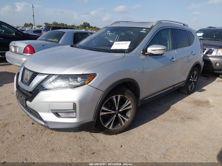 2017 Nissan Rogue, Normal Wear & Tear, IAAI, VIN 5N1AT2MT0HC876259 — photo 2