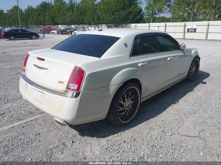 2012 CHRYSLER 300 auction photo 4