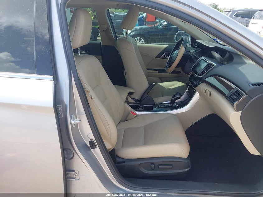 2017 HONDA ACCORD HYBRID auction photo 5