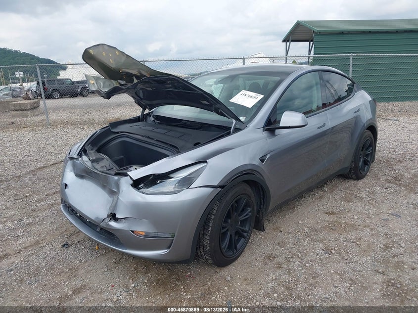 2024 TESLA MODEL Y auction photo 2