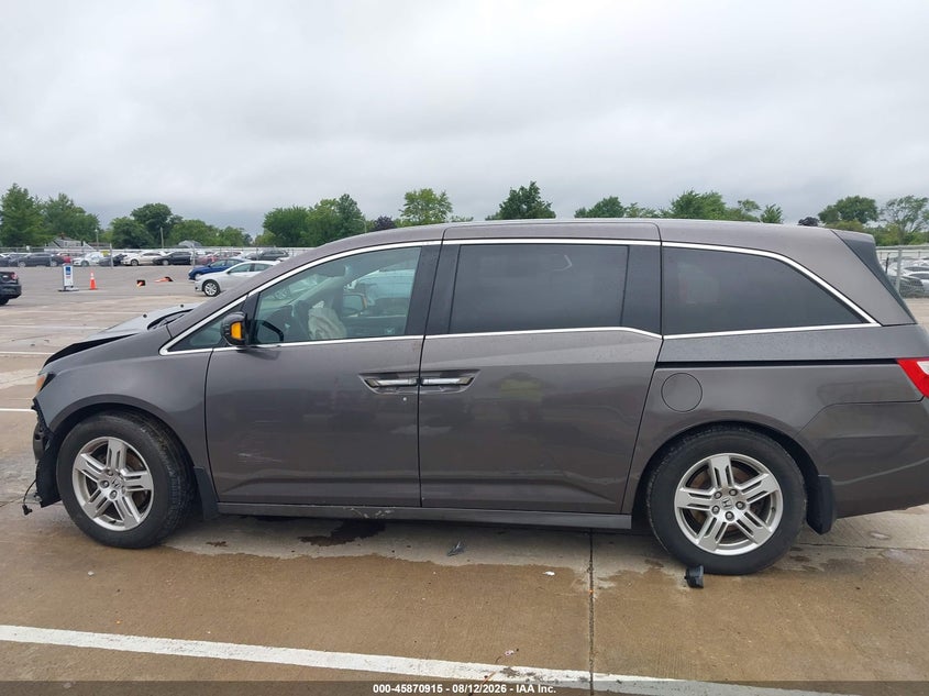 HONDA ODYSSEY 2011 VIN 5FNRL5H99BB104585