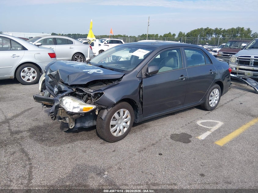 2013 TOYOTA COROLLA auction photo 2