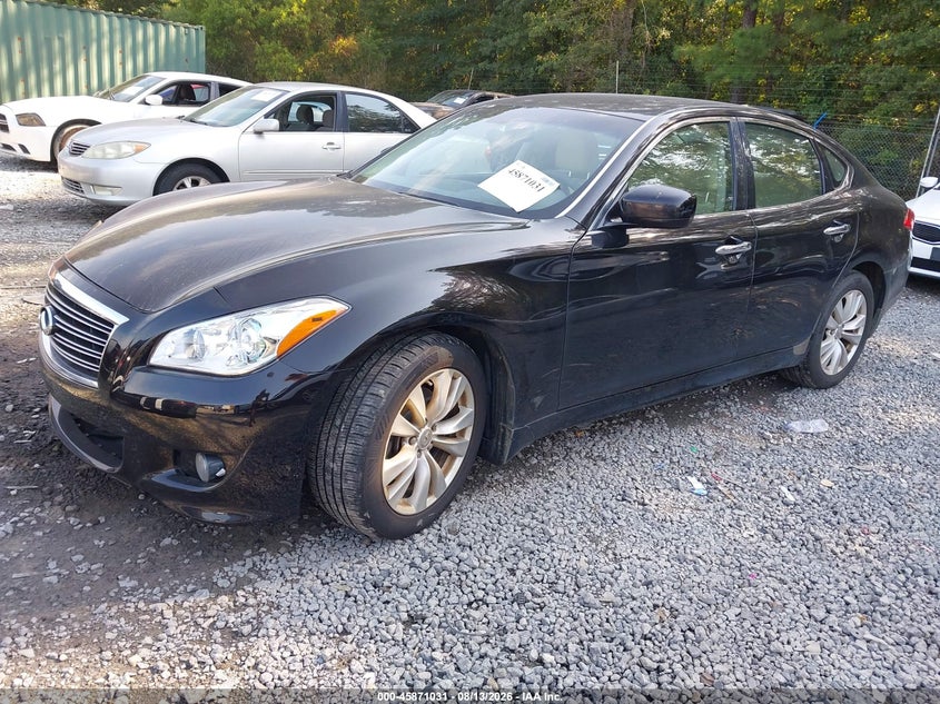 2011 INFINITI M37 auction photo 2