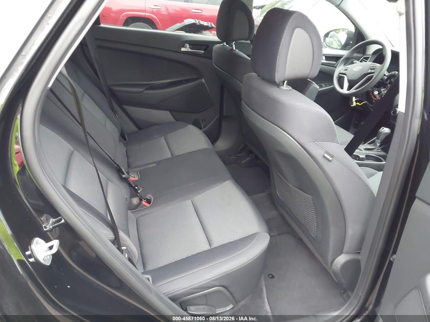 2018 HYUNDAI TUCSON auction photo 8