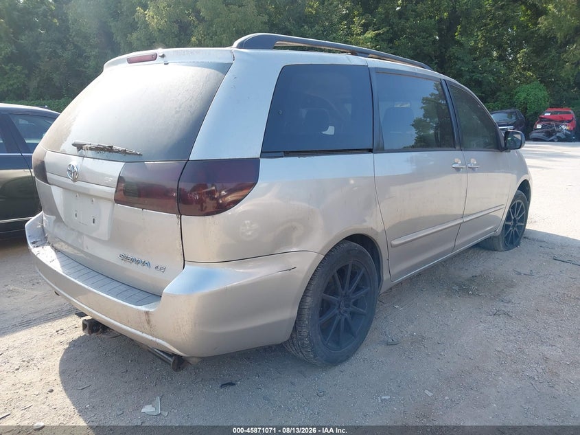 2006 TOYOTA SIENNA auction photo 4
