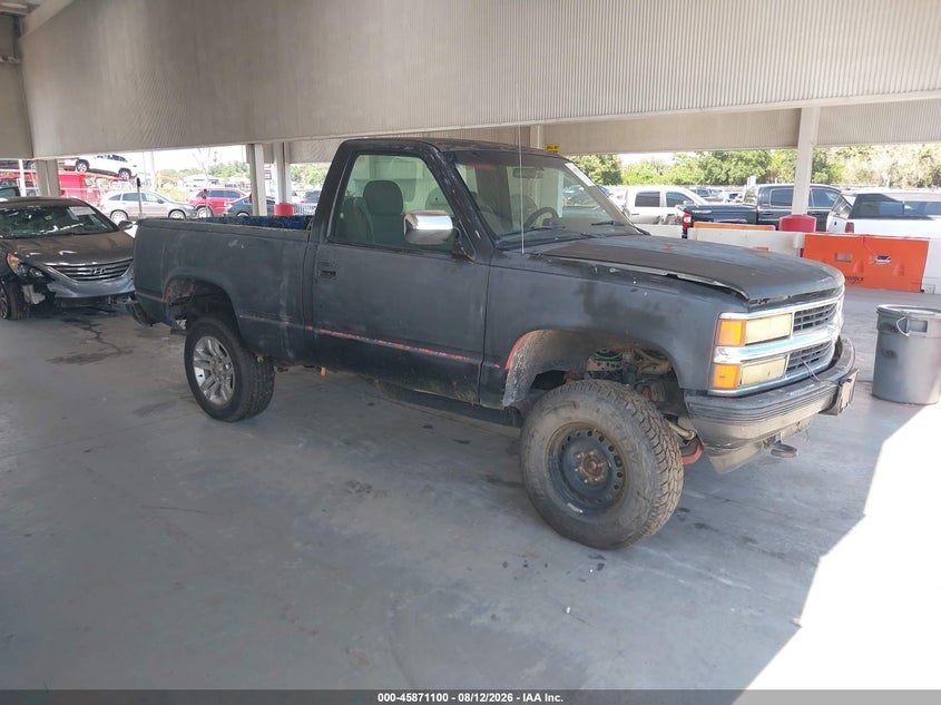 1993 CHEVROLET GMT-400 auction photo 1