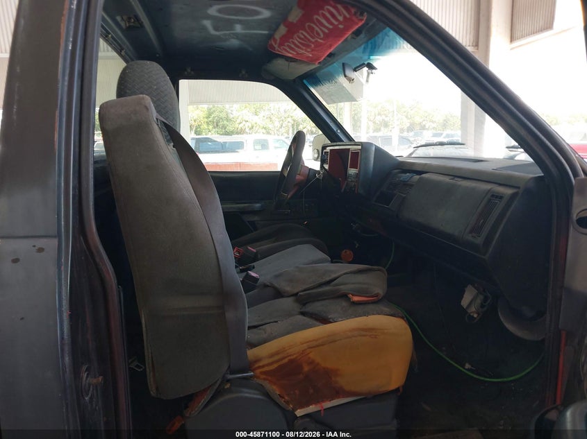 1993 CHEVROLET GMT-400 auction photo 5