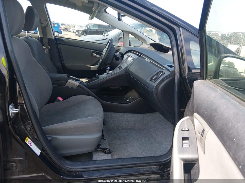 2012 TOYOTA PRIUS auction photo 5