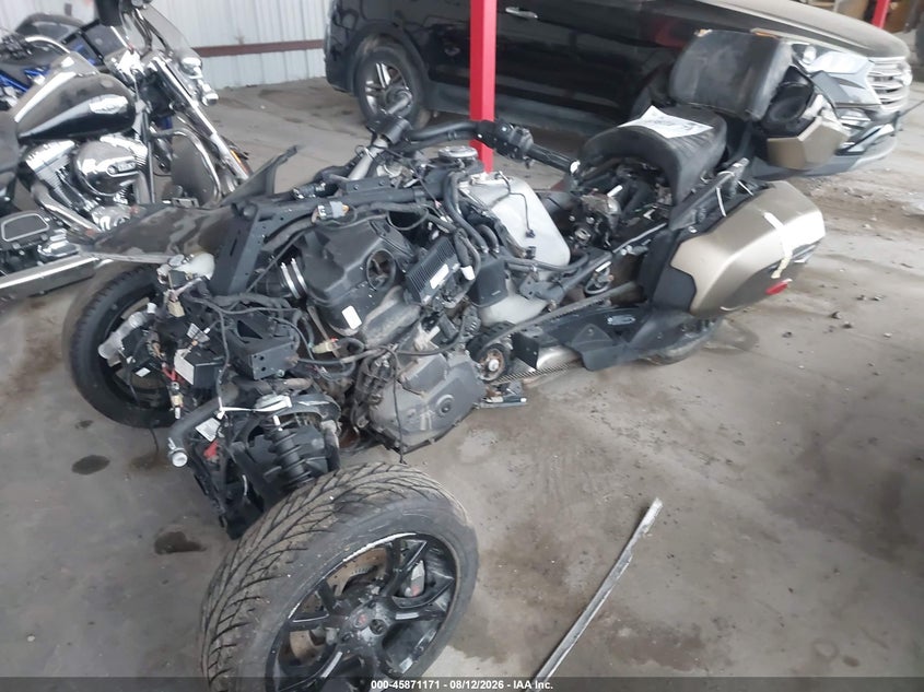 2020 CAN-AM SPYDER ROADSTER auction photo 2