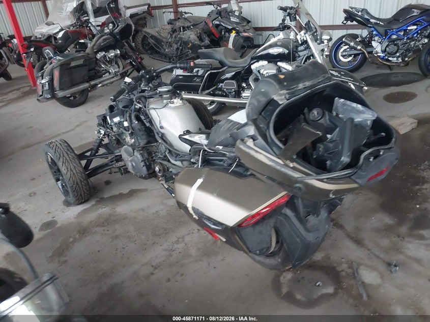2020 CAN-AM SPYDER ROADSTER auction photo 3