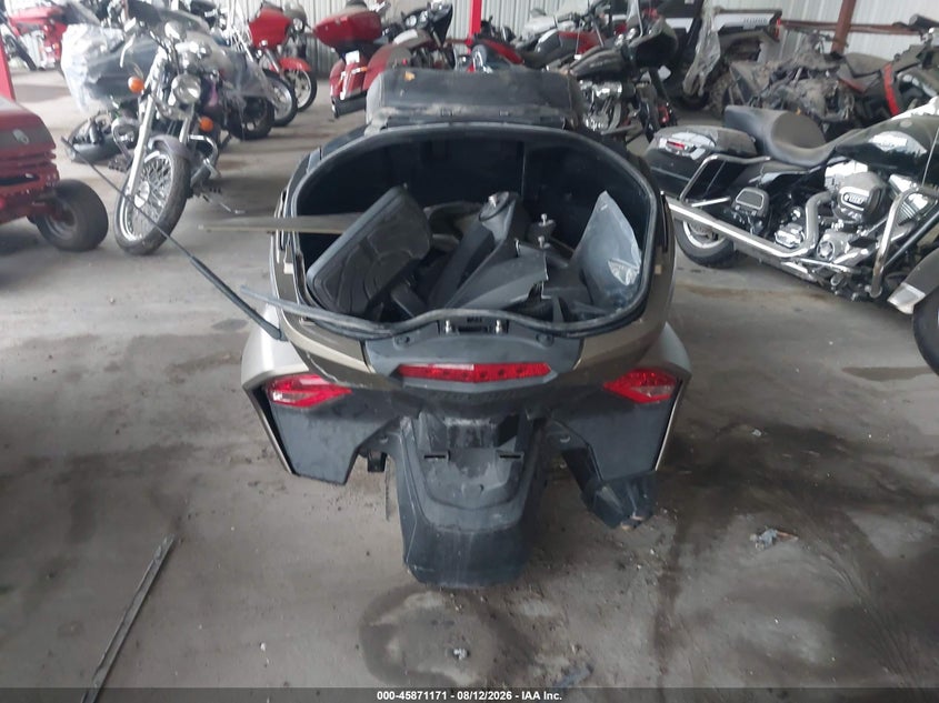 2020 CAN-AM SPYDER ROADSTER auction photo 6