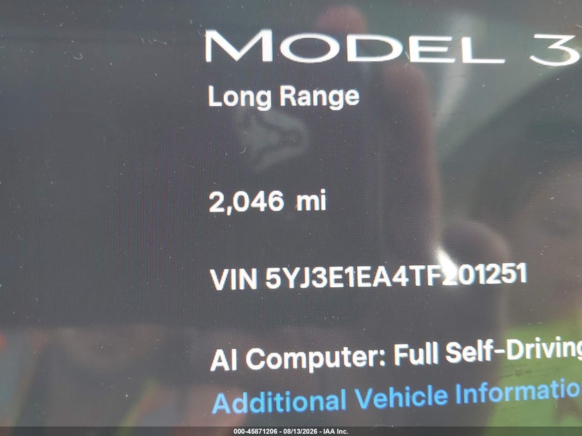 TESLA MODEL 3 - zdjęcie 14
