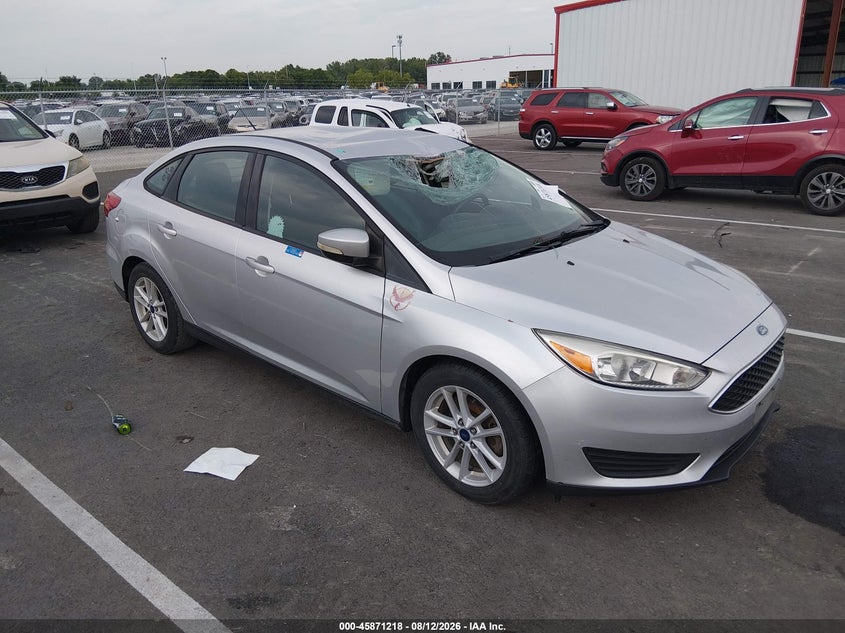 Vin: 1fadp3f26jl257483, lot: 46370213, ford focus se 2018 img_1