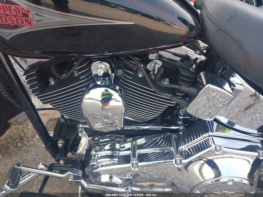HARLEY-DAVIDSON FLSTC 2001