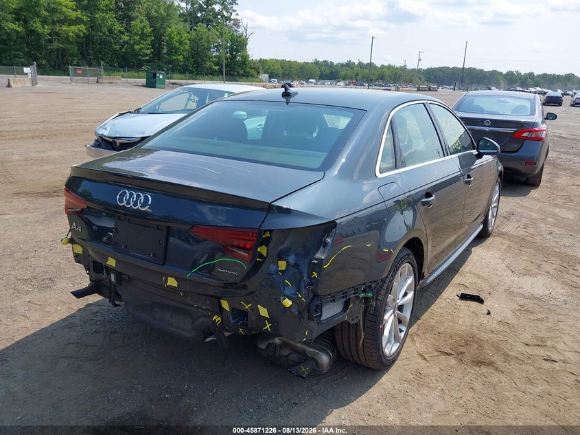AUDI A4 2019 VIN WAUDNAF45KA003036