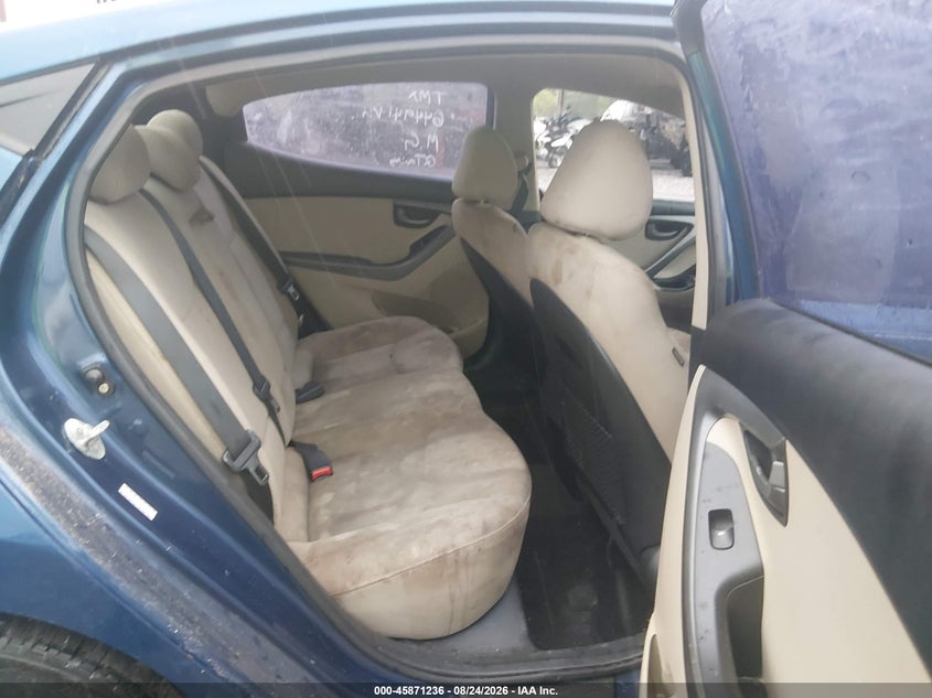 2016 HYUNDAI ELANTRA auction photo 8