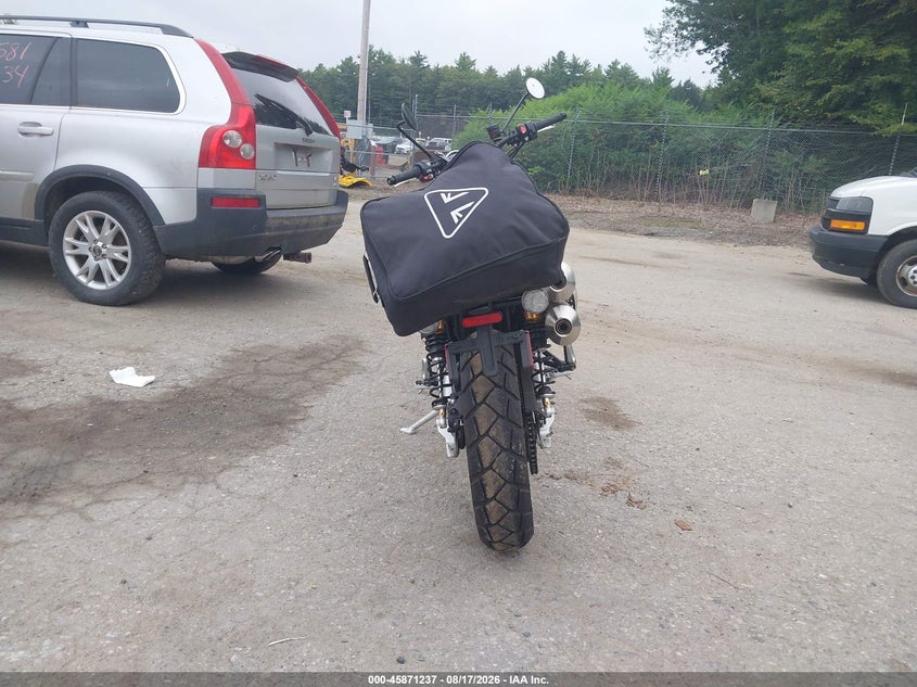 TRIUMPH SCRAMBLER 2023