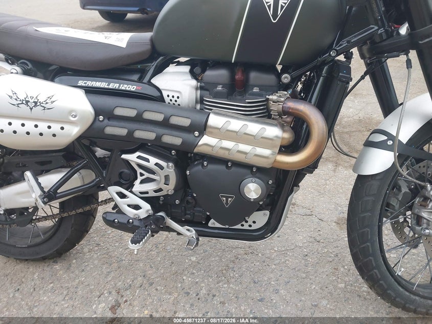 TRIUMPH SCRAMBLER 2023