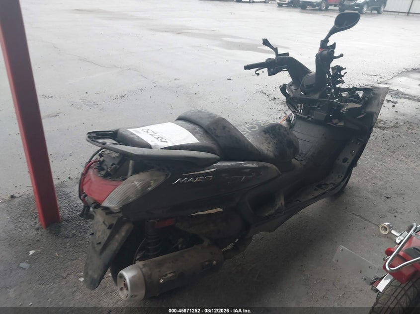 2009 YAMAHA YP400 BIKE 1