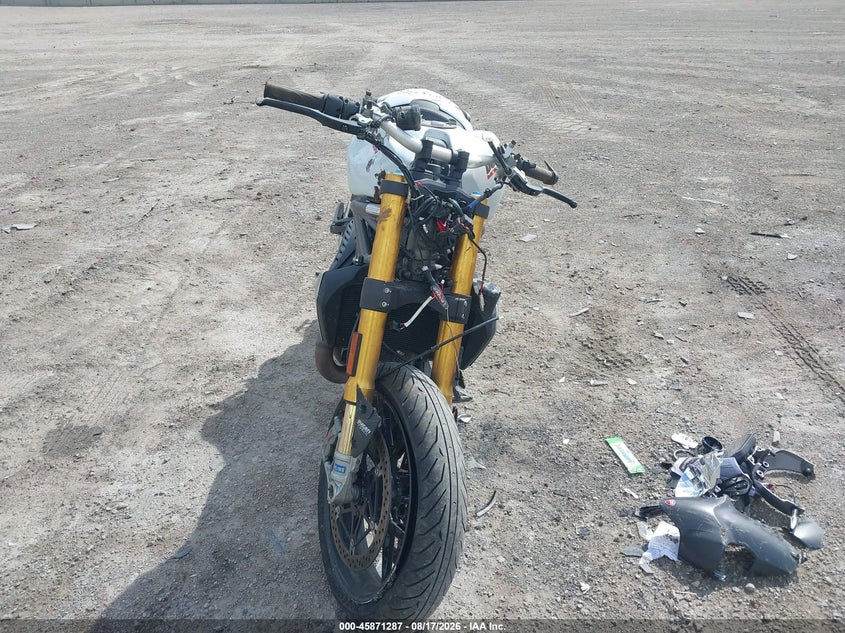DUCATI MONSTER 2014
