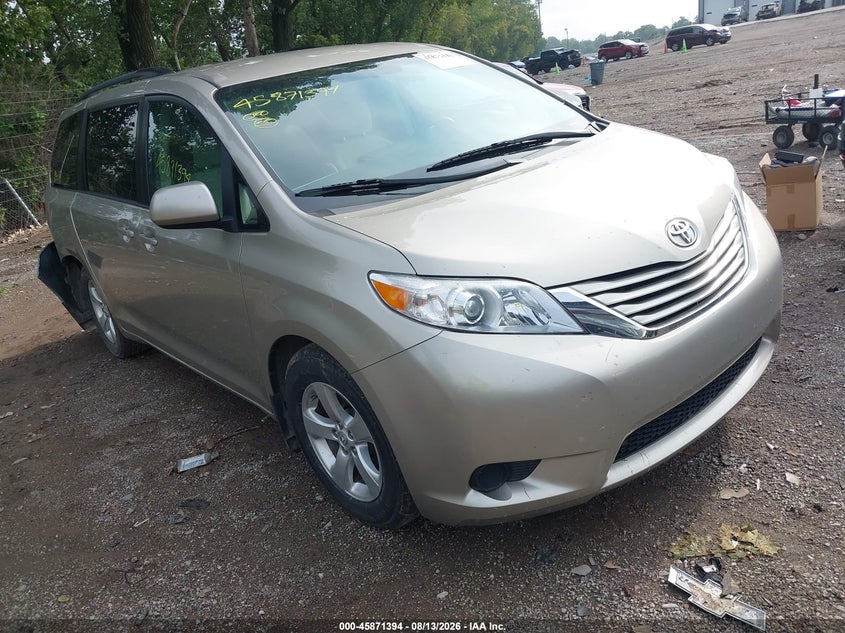 TOYOTA SIENNA - zdjęcie 1