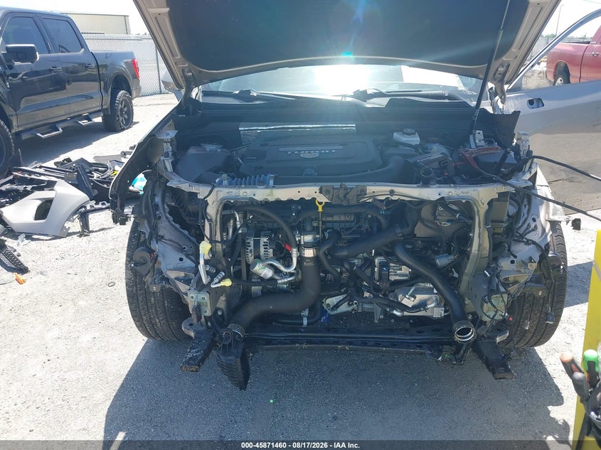 2025 CADILLAC XT4 auction photo 6