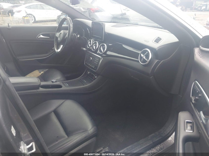 MERCEDES-BENZ CLA 250 - zdjęcie 5