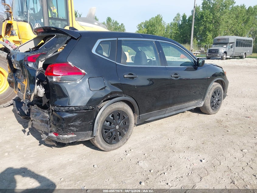 2017 NISSAN ROGUE auction photo 4