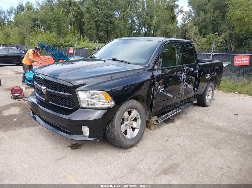 Vin: 1c6rr7fg3hs727022, lot: 46370720, ram 1500 express  4x4 6'4 box 20172