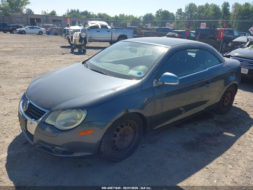2008 Volkswagen Eos, Normal Wear & Tear, IAAI, VIN WVWAA71F38V048023 — photo 2