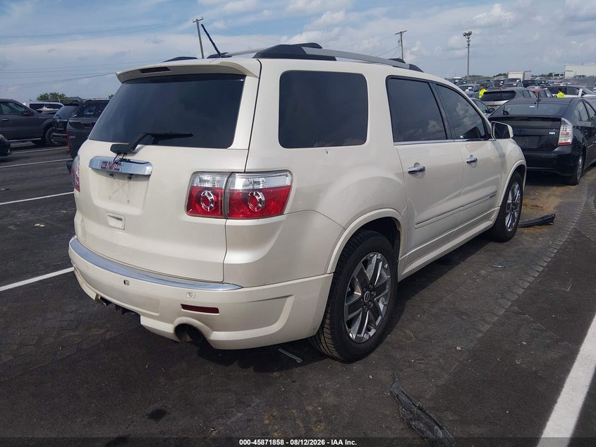 2012 GMC ACADIA auction photo 4