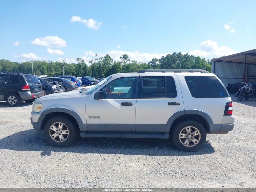 2006 FORD EXPLORER XLT · Фото 14