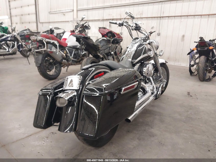 HARLEY-DAVIDSON FLSTF 2003