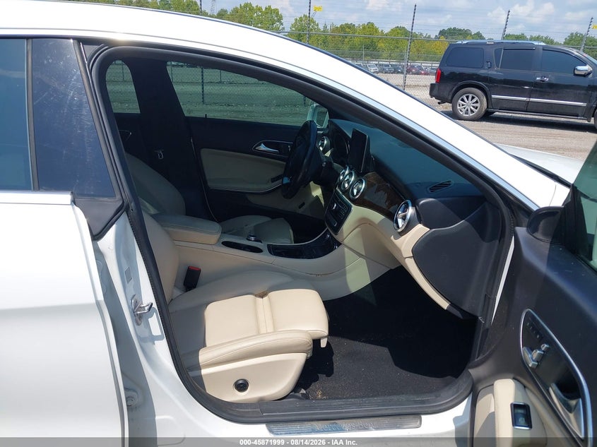 2019 MERCEDES-BENZ CLA 250 auction photo 5