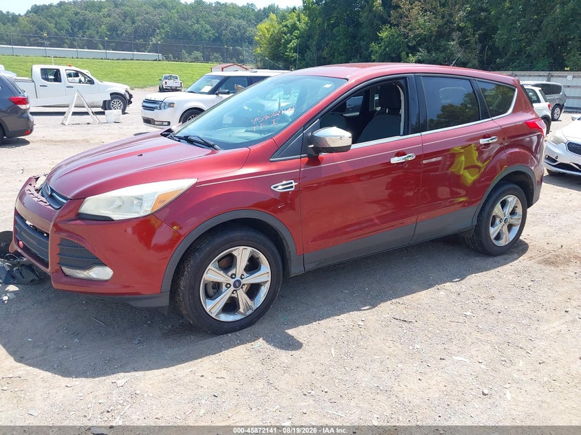 2016 Ford Escape, Right Front, IAAI, VIN 1FMCU0GXXGUA27886 — photo 2