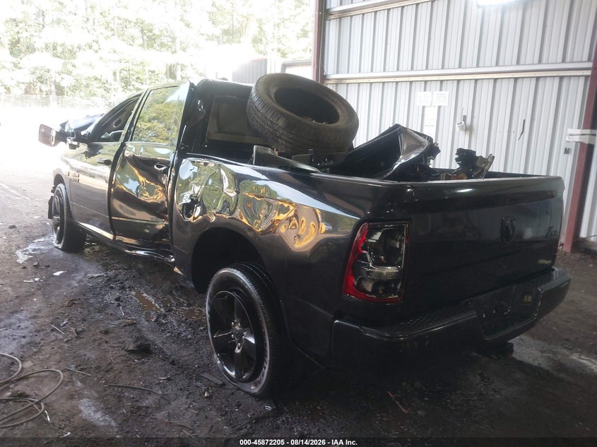 Vin: 1c6rr7kt2js286668, lot: 46371201, ram 1500 express  4x4 5'7 box 20183