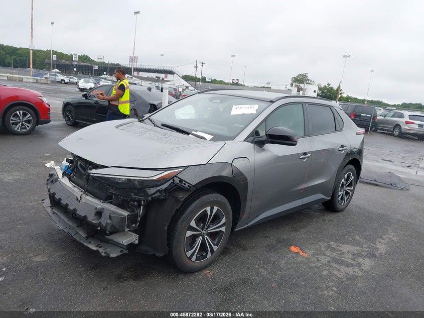 Vin: jtmaaaaa1pa028330, lot: 46371278, toyota bz4x xle 20232