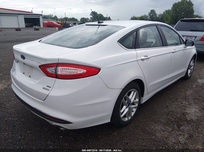 2015 FORD FUSION auction photo 4