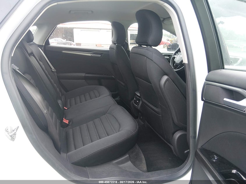 2015 FORD FUSION auction photo 8