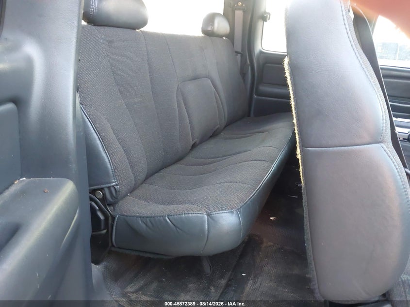 2001 CHEVROLET SILVERADO PICKUP 4.8L V-8 270HP