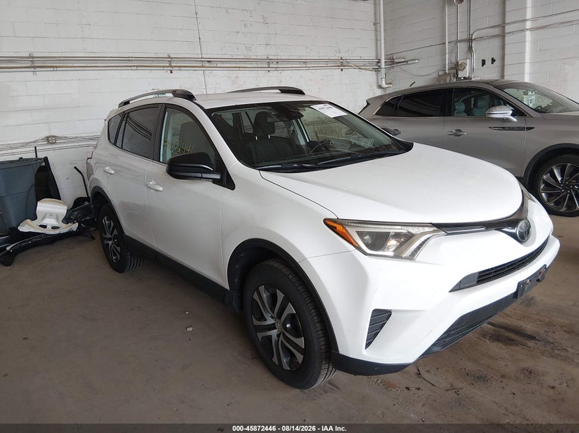 Vin: jtmbfrev0jd246699, lot: 46371442, toyota rav4 le 20181