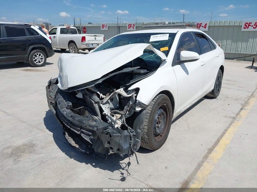 2016 Toyota Camry, Front End, IAAI, VIN 4T4BF1FK9GR519624 — photo 2