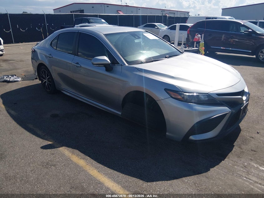 TOYOTA CAMRY - zdjęcie 1