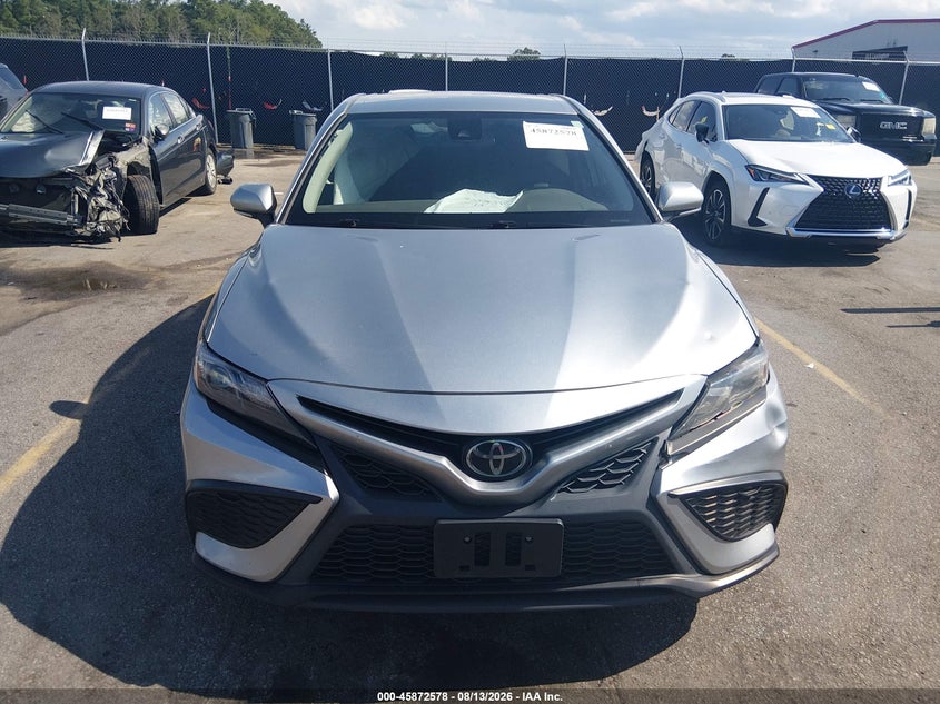 TOYOTA CAMRY - zdjęcie 12