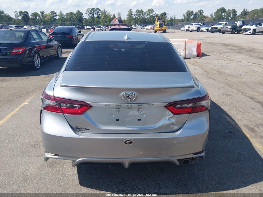 TOYOTA CAMRY - zdjęcie 16